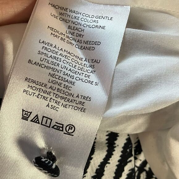 Anthropologie Dress Womens 8 V-Neck Ruched Front Slit Maxi Long Black Printed - Picture 10 of 11